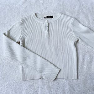 Brandy Melville Sweater Top